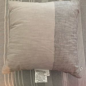 Magnolia throw pillow